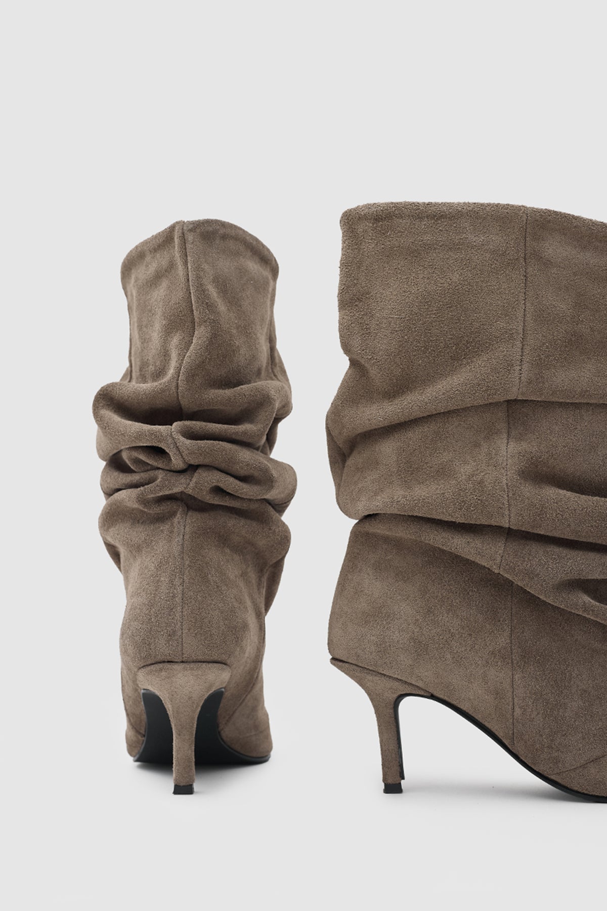 VELORA SLOUCHY BOOT - Kum Suet