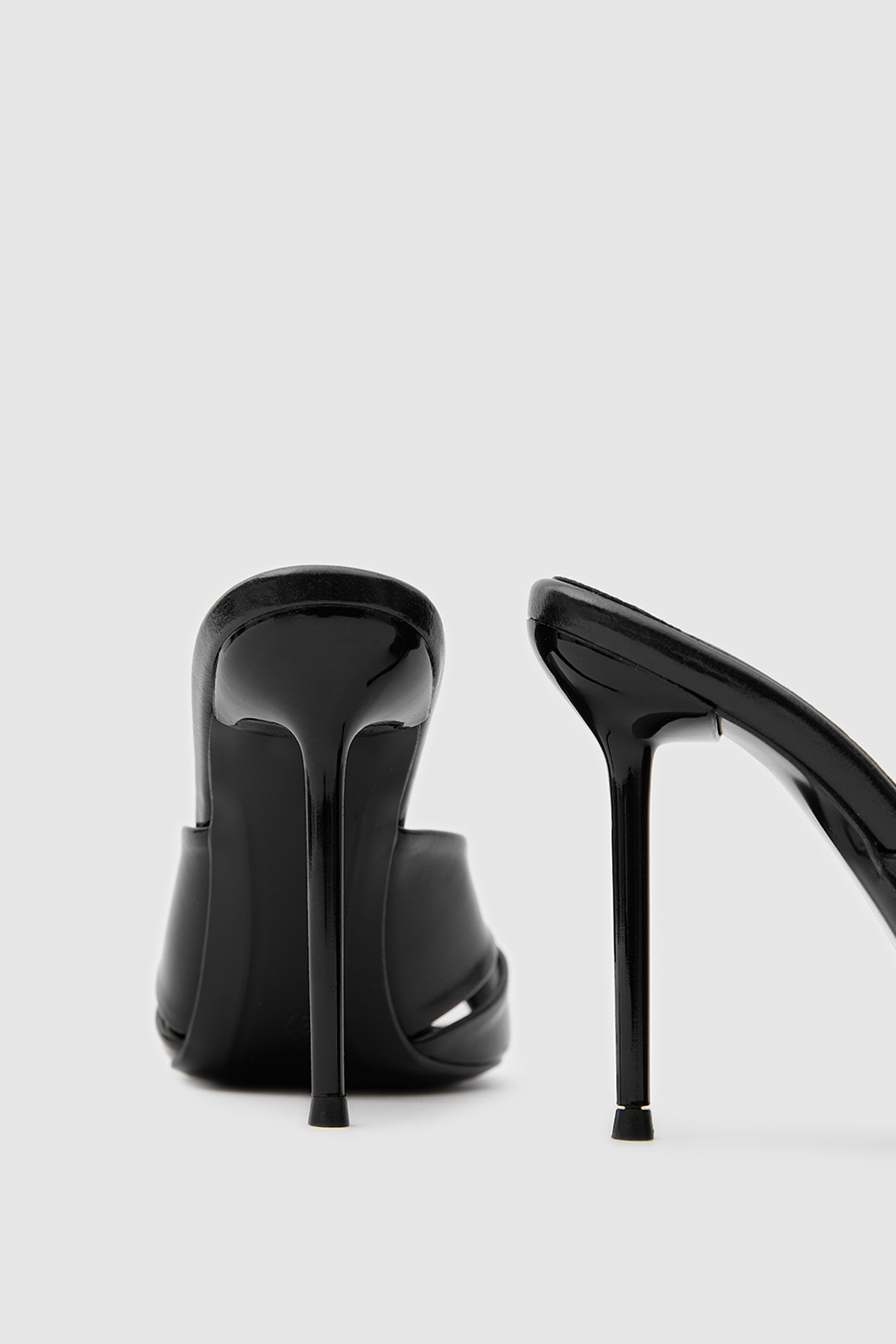SUVEA X Shape Luxe Heels