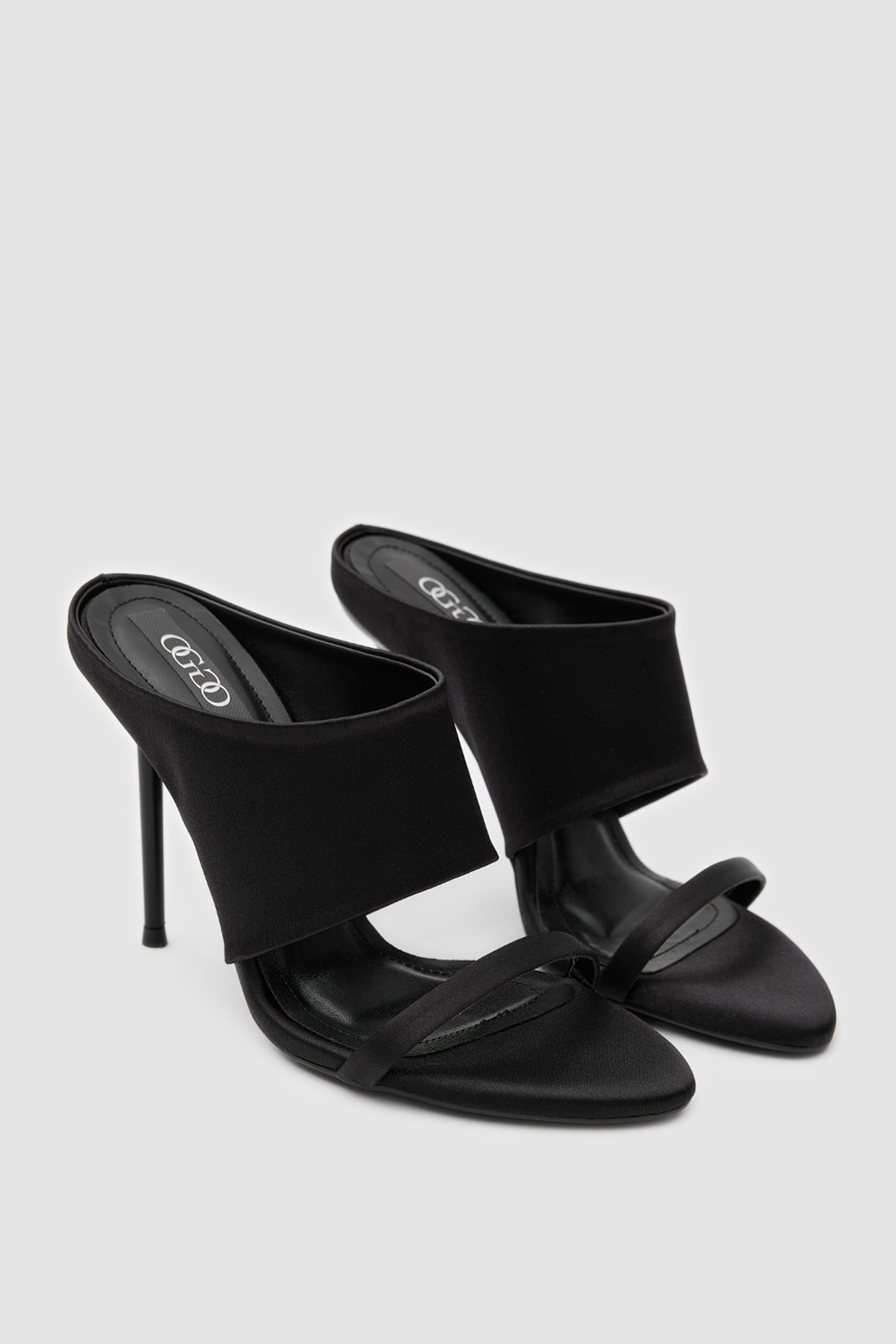 SUVEA C Shape Luxe Heels