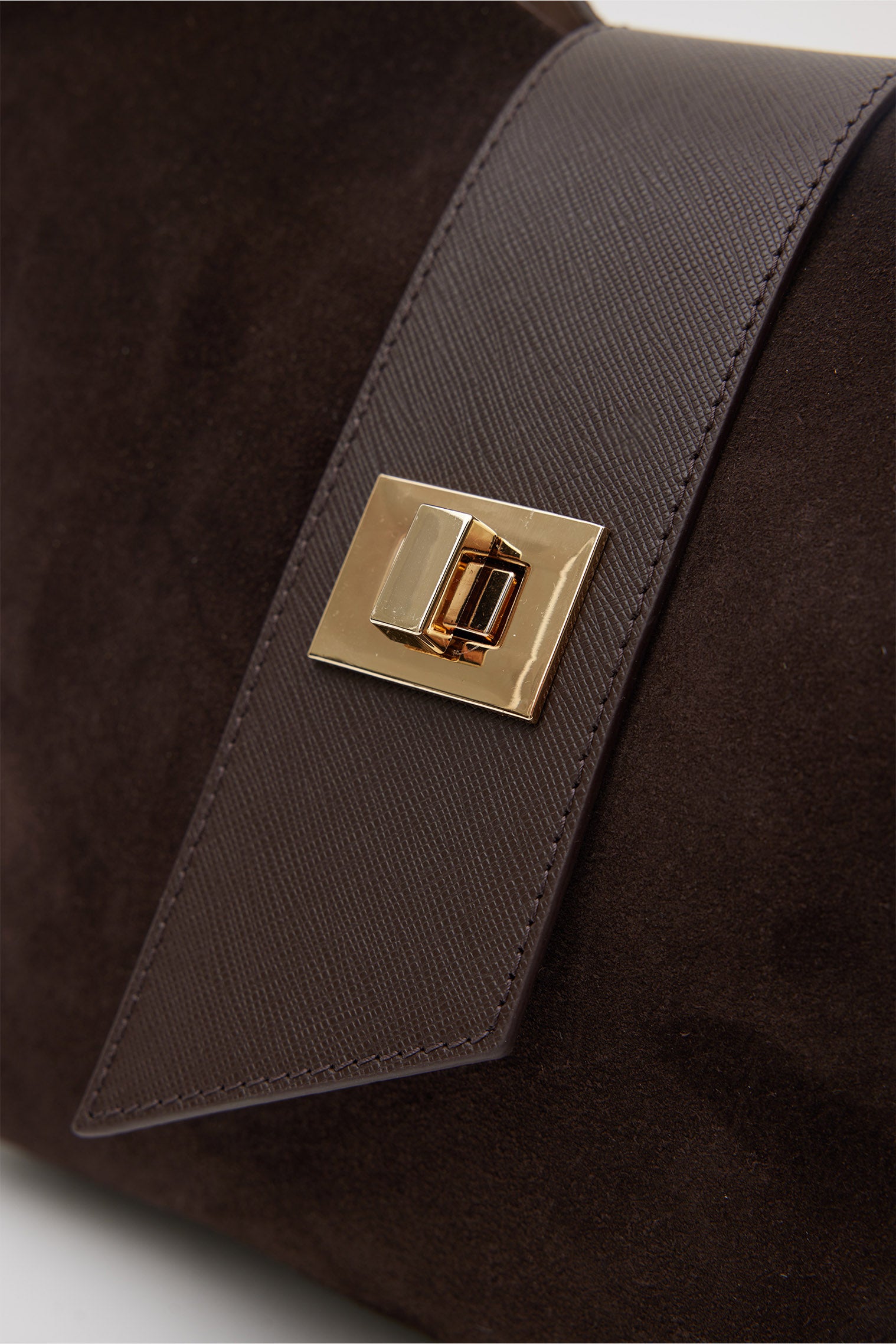 OGGO SUVEA HAKİKİ SÜET DERİ Omuz Çantası