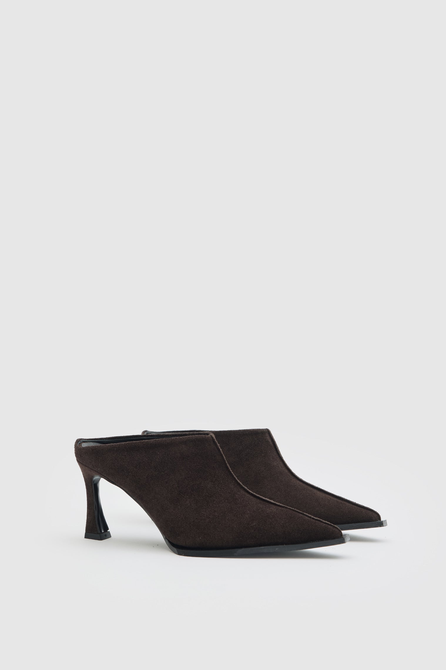 OGGO SUVEA SÜET HAKİKİ DERİ TOPUKLU AYAKKABI