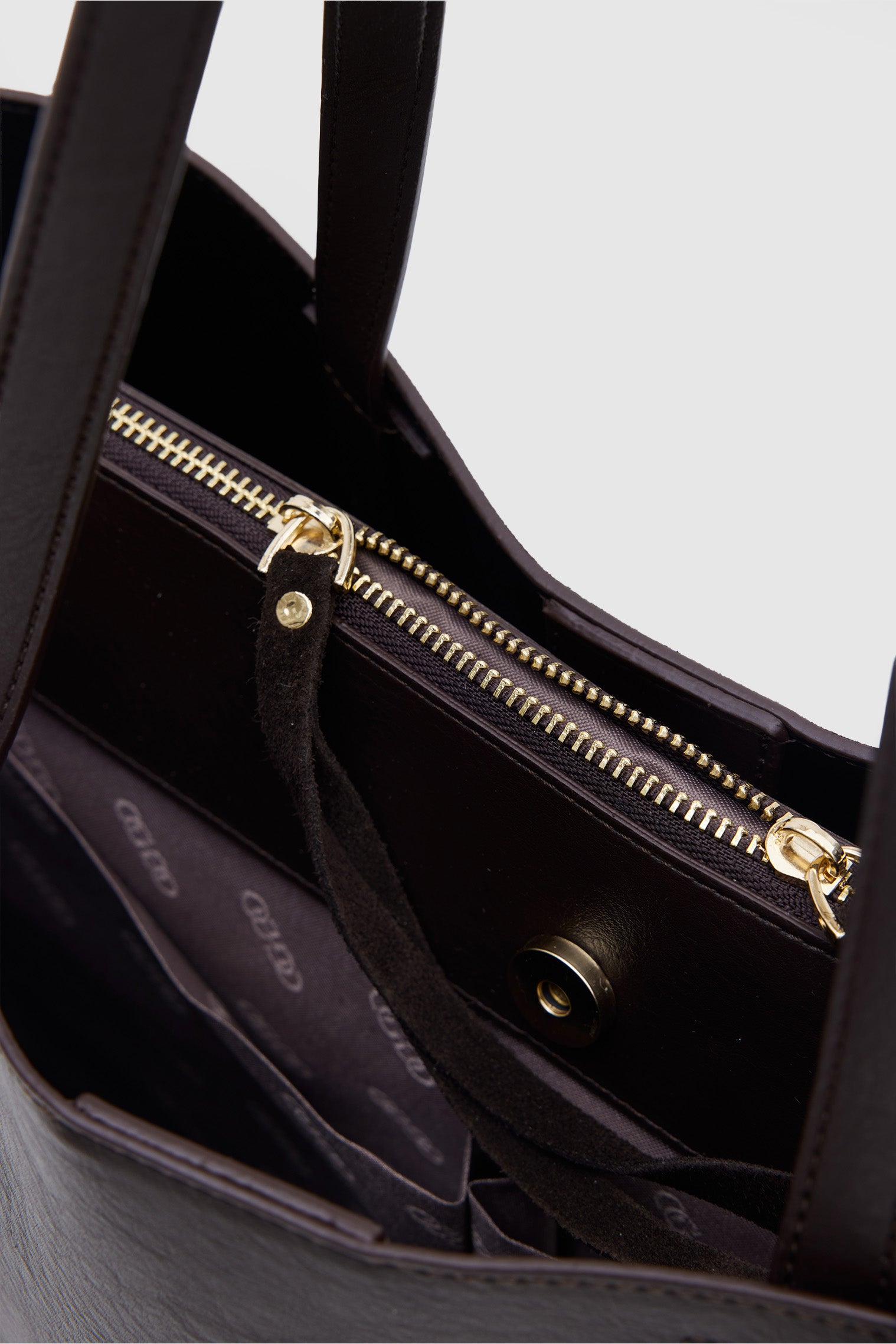 OGGO SUVEA LİTE SÜET DERİ Omuz Çantası