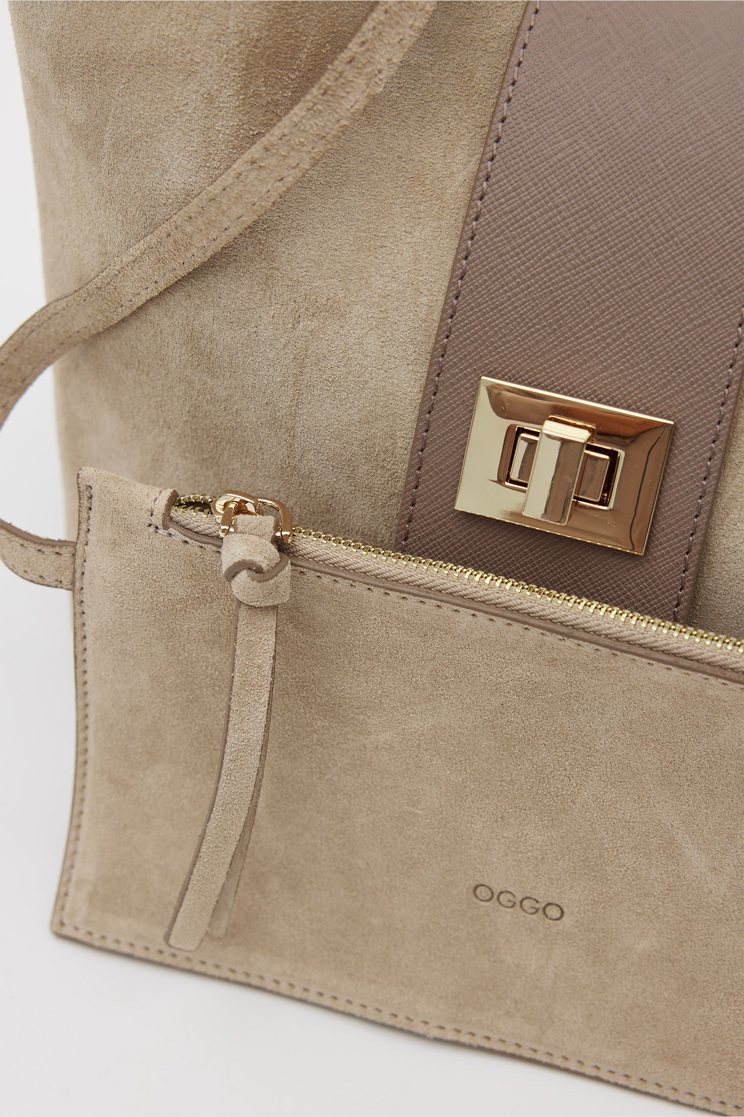 OGGO SUVEA HAKİKİ SÜET DERİ Omuz Çantası