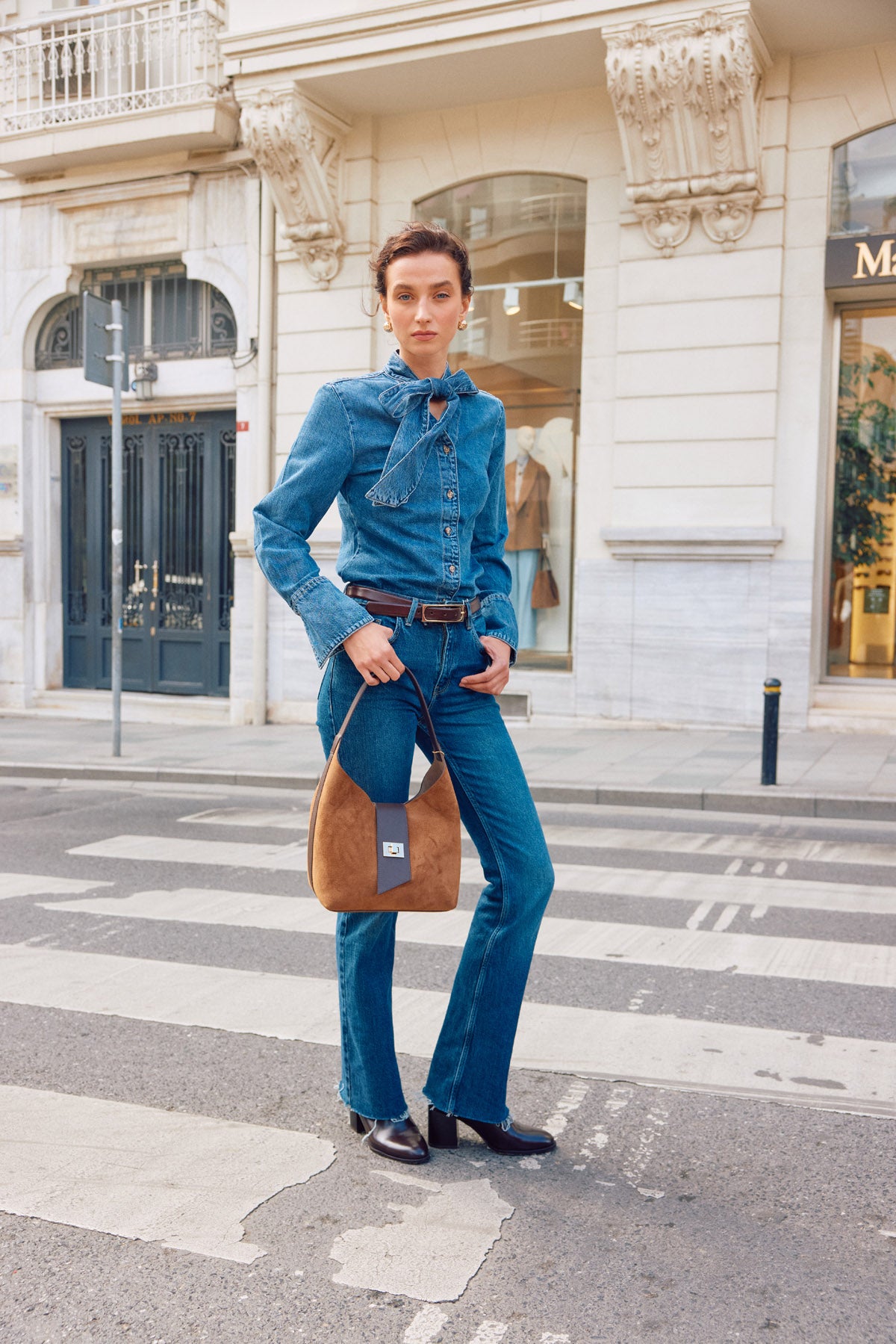 OGGO SUVEA HAKİKİ SÜET DERİ Omuz Çantası