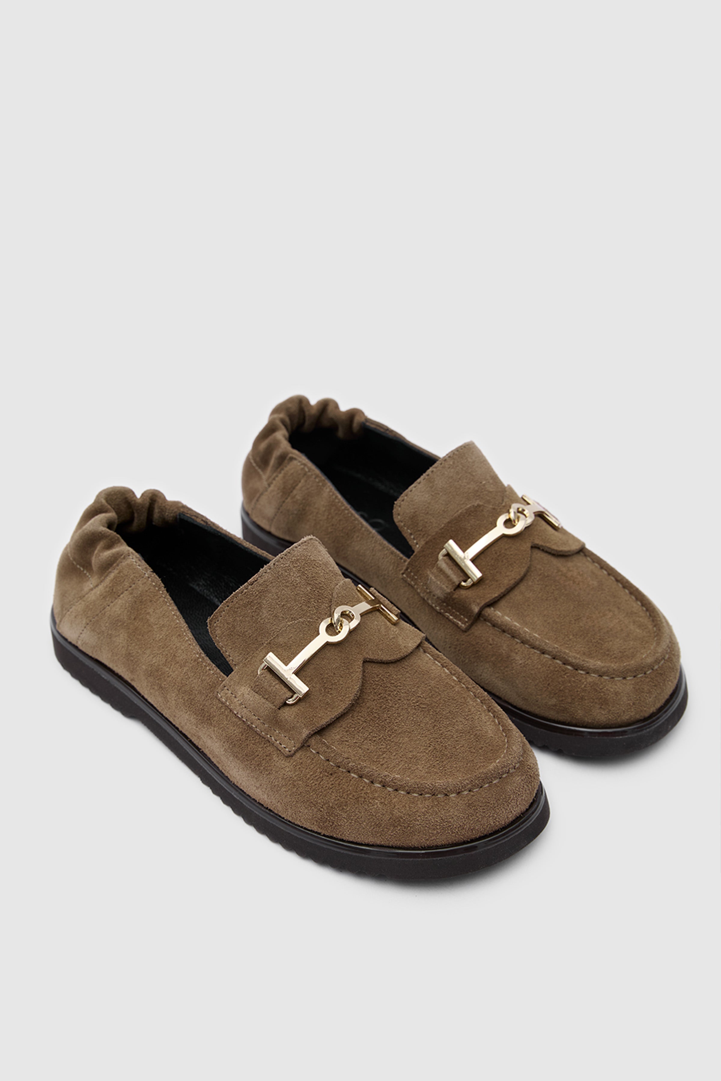 SUVEA ARIO Suede Loafer