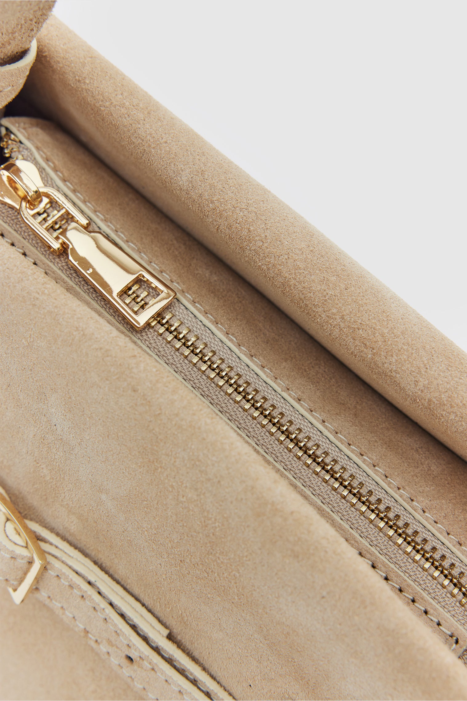 OGGO SUVEA HAKİKİ DERİ Omuz Çantası