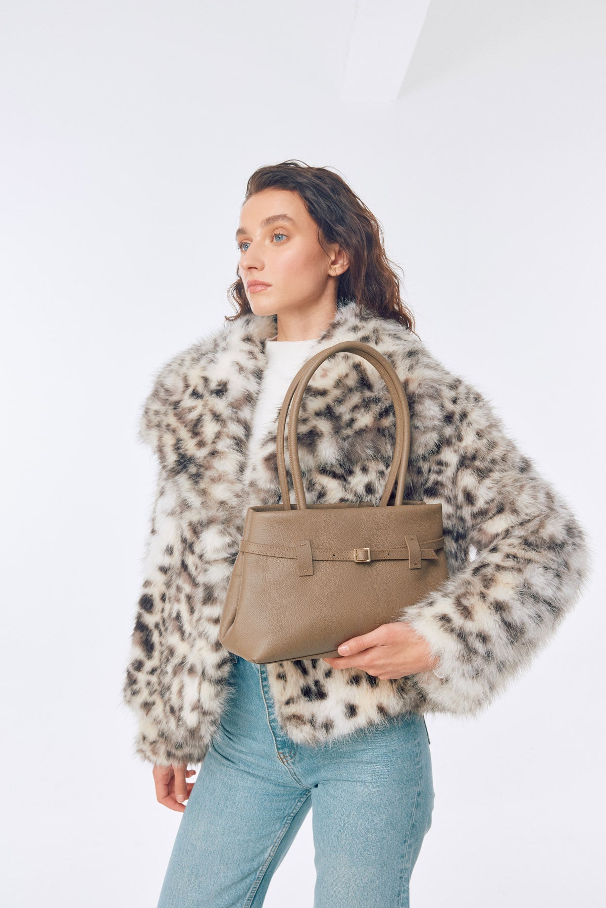 OGGO SUVEA HAKİKİ DERİ Omuz Çantası