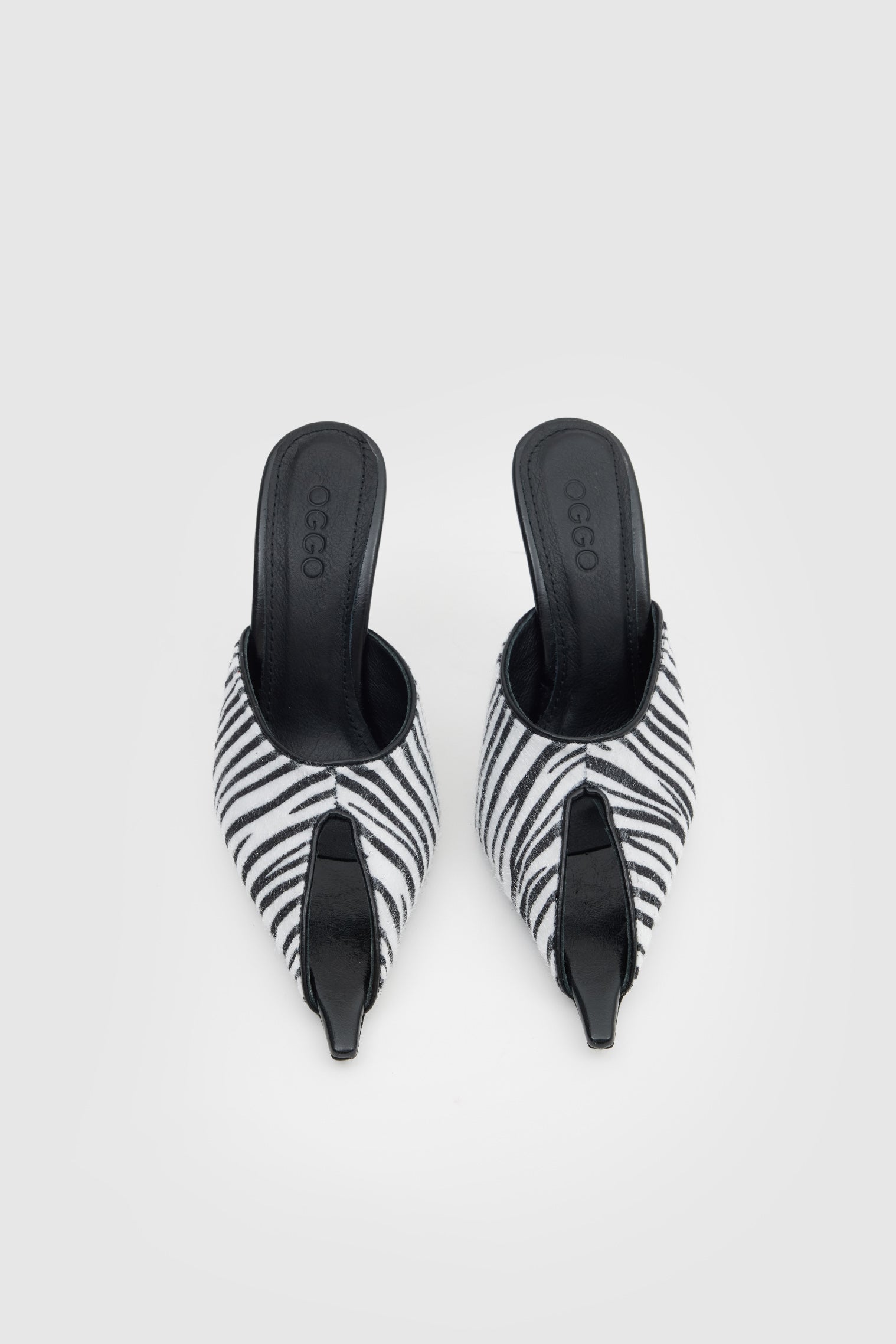 OGGO SUVEA ZEBRA HAKİKİ DERİ TERLİK