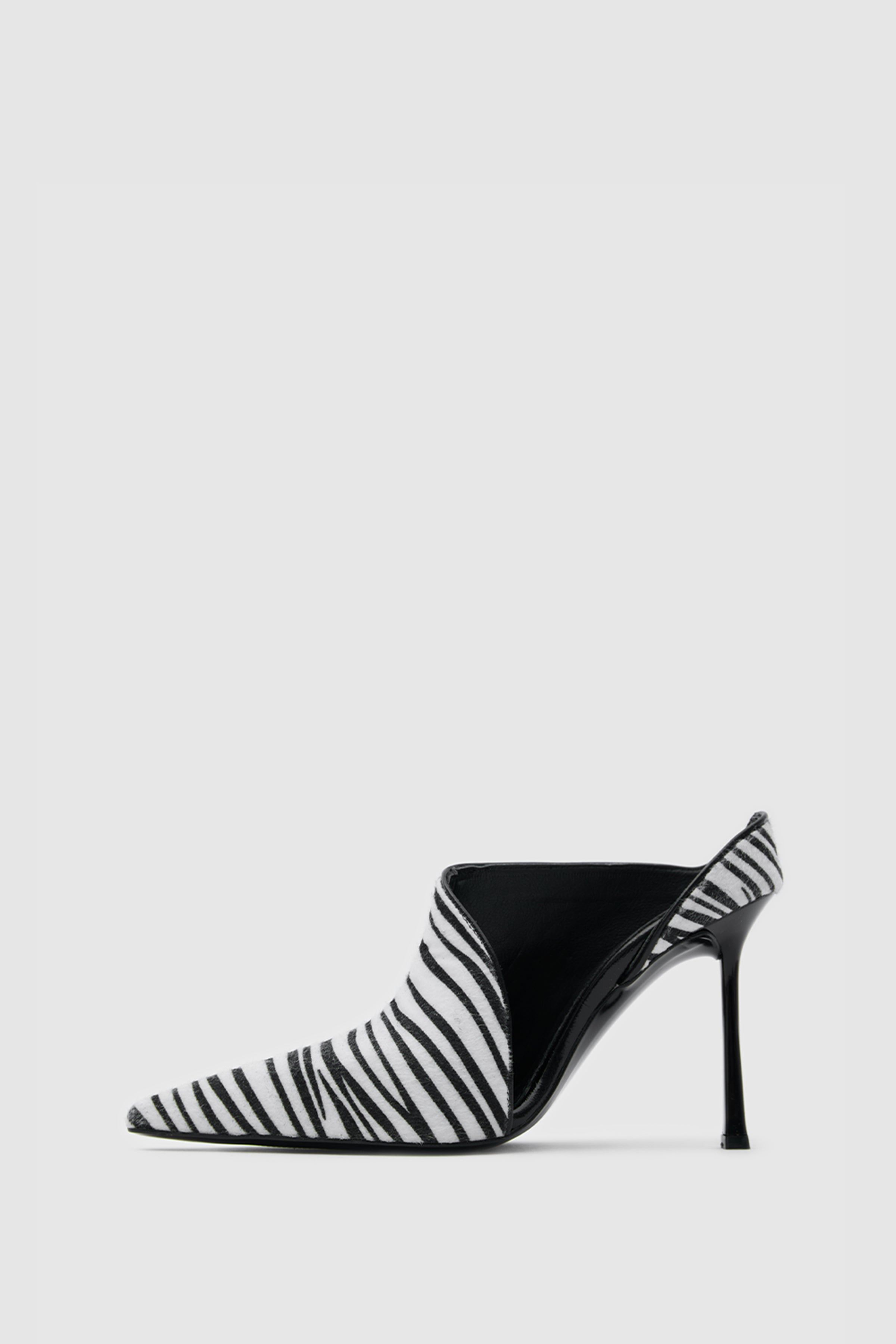 SUVEA ZERA Leather Heeled