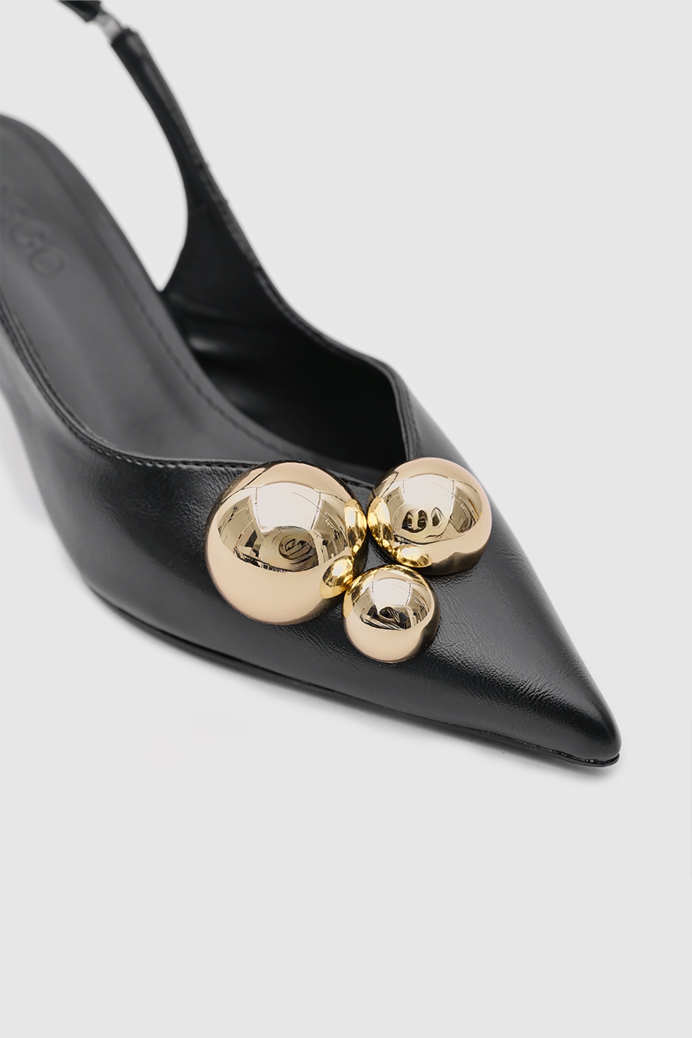 SUVEA AUREA Leather Slingback Heel