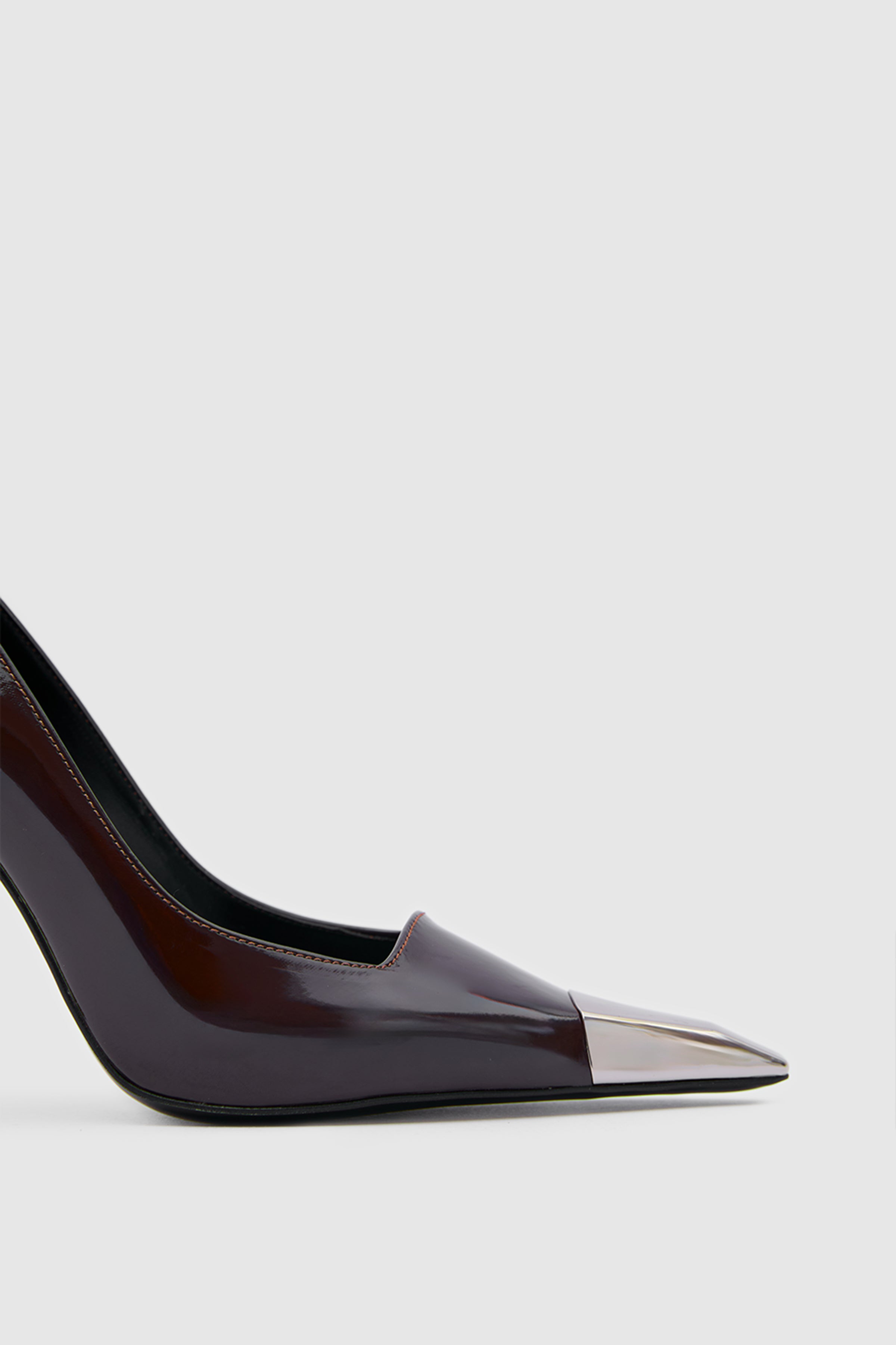 SUVEA AVEN Patent Leather Stiletto