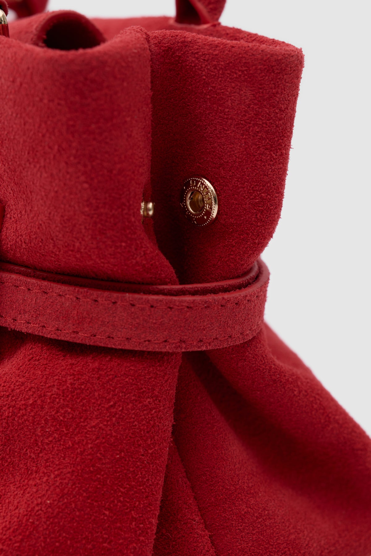 SUVEA NORA Mini Suede
