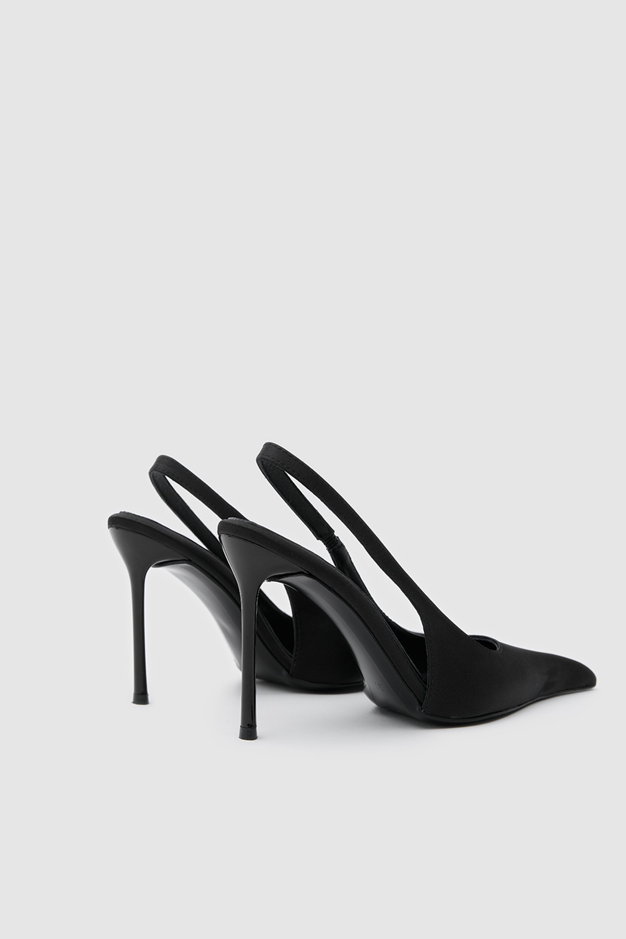 SUVEA VIREL Patent Slingback Heel