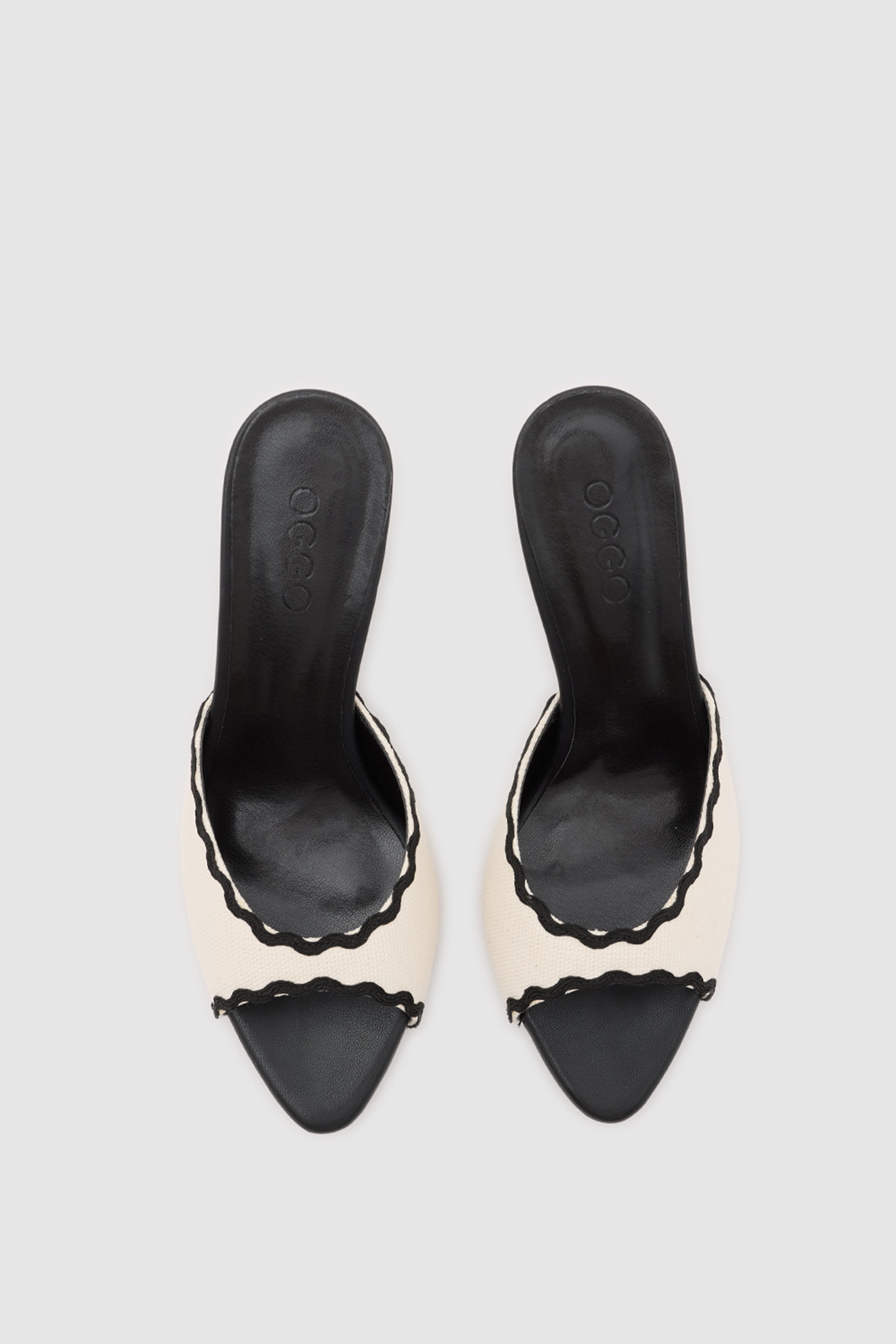 SUVEA WAVY Shape Heels