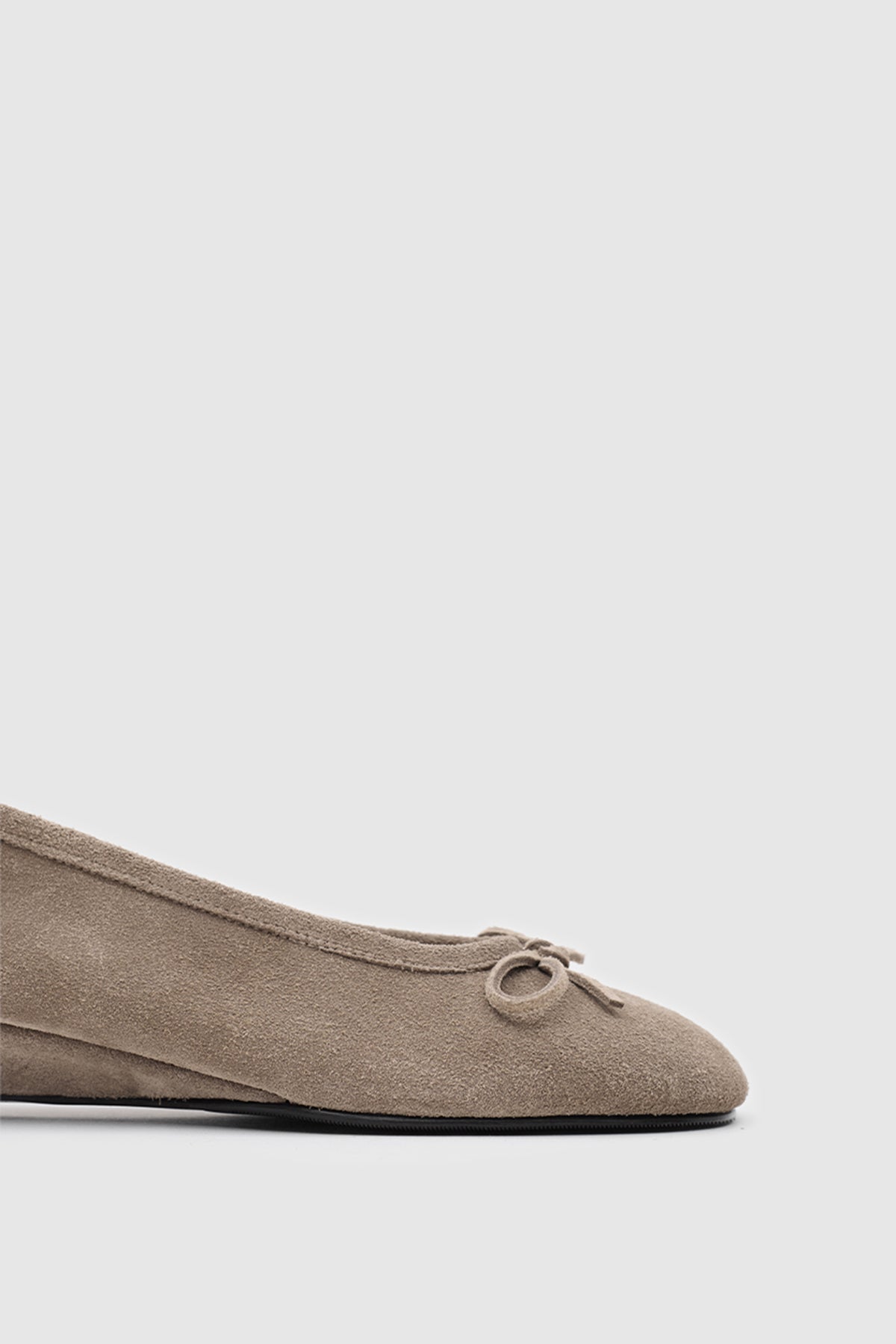 SUVEA LORA Suede Ballet Flat - Kum Suet