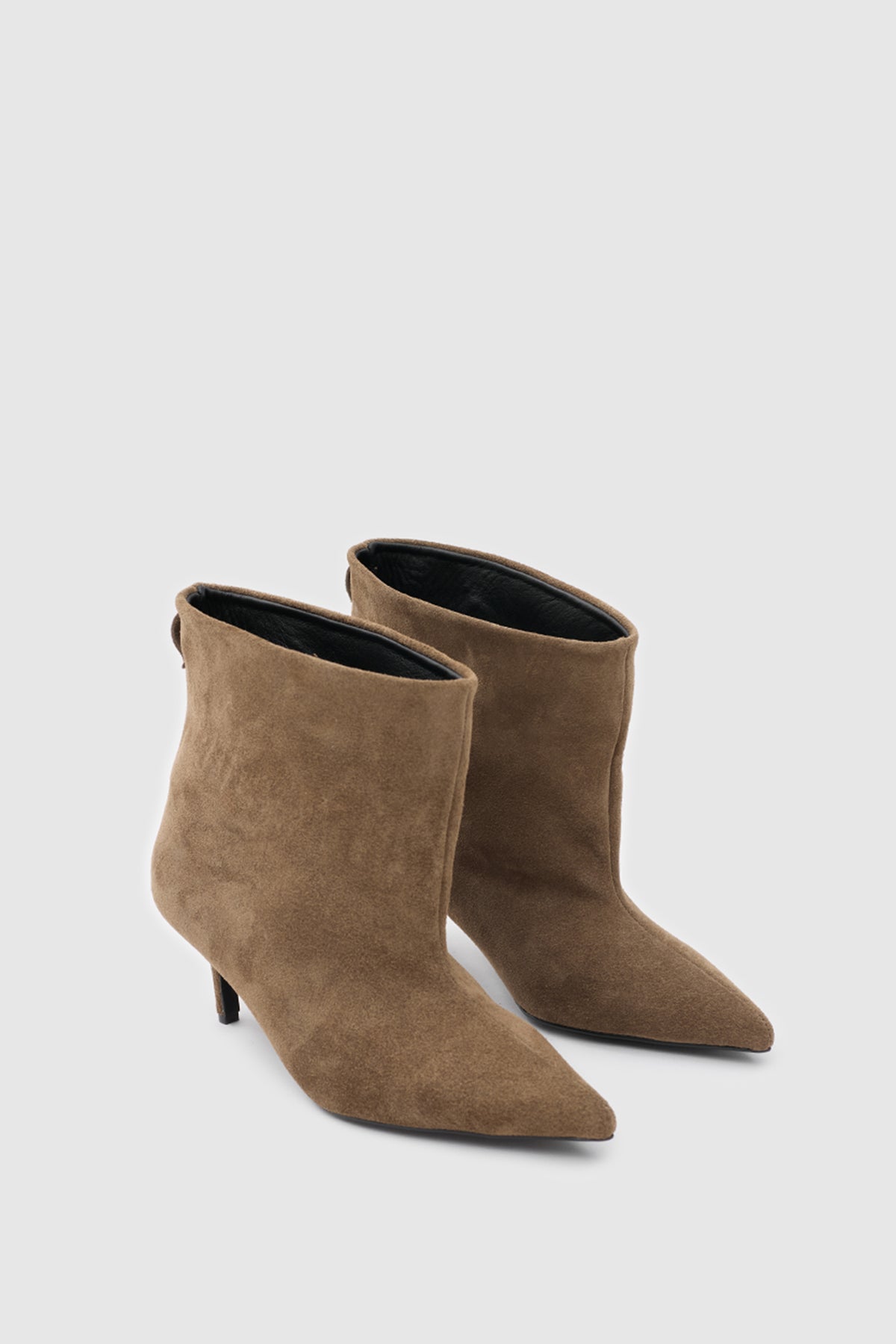 ZELIA SUEDE ANKLE BOOTS - Kum Suet