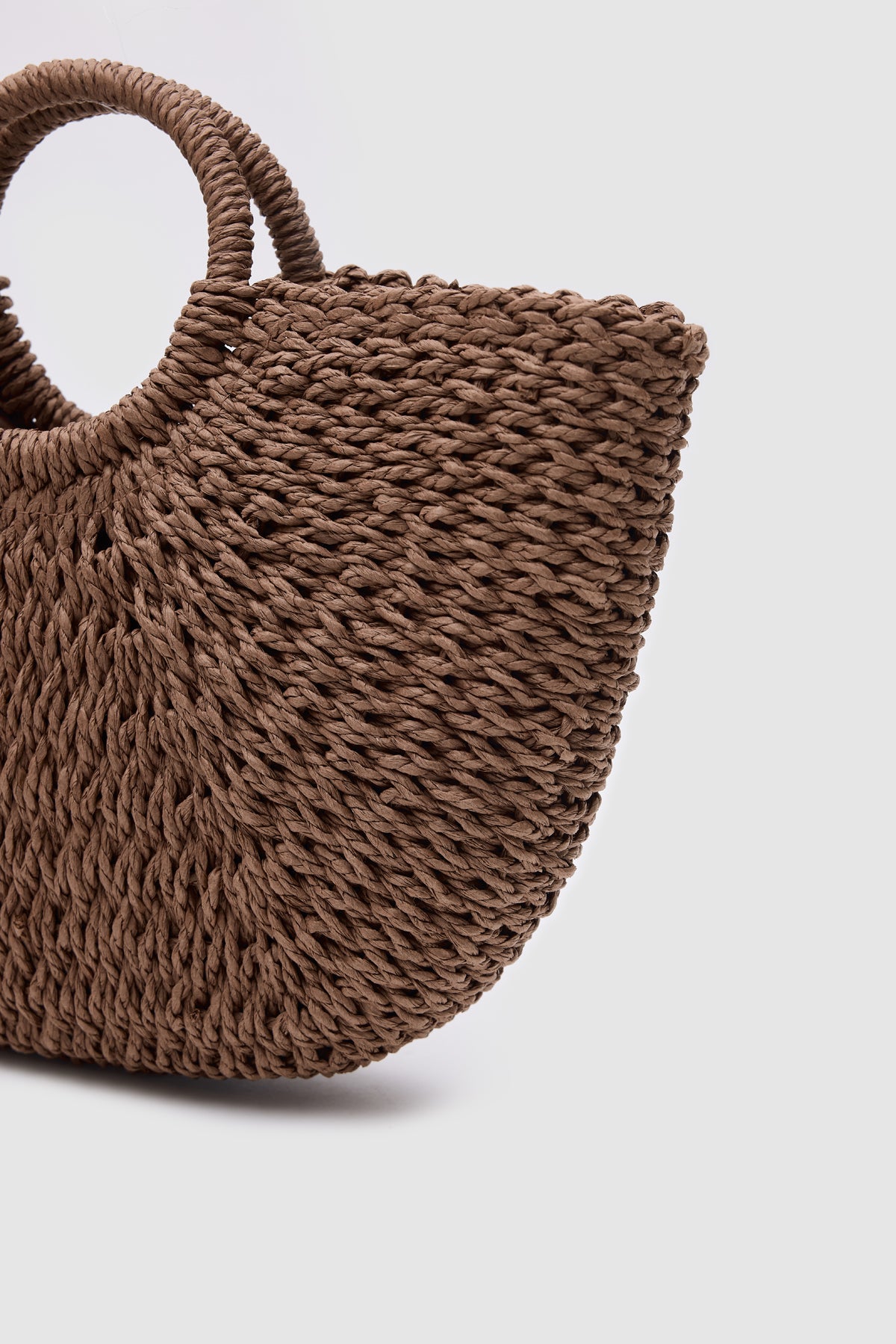 Oggo Büyük Boy Kahve Hasır Örgü Saplı, El ve Çapraz Çanta