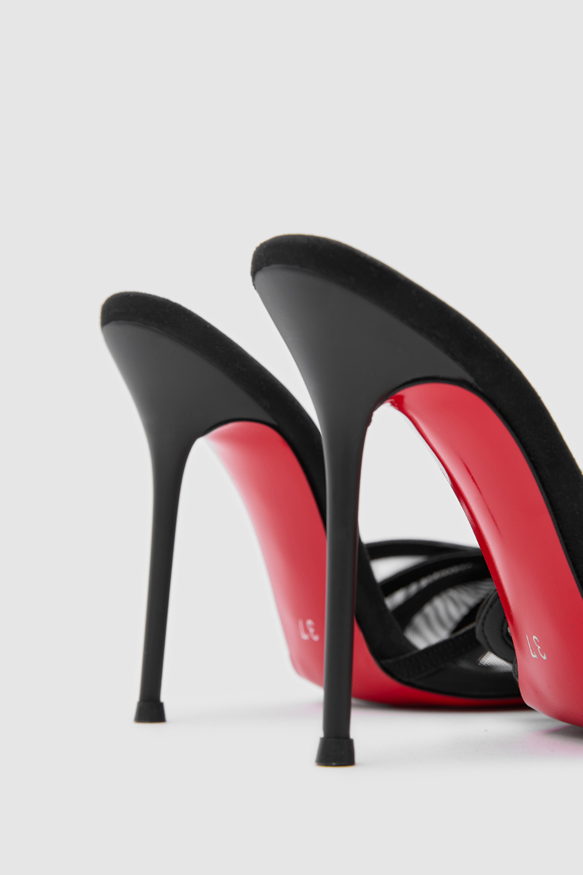 SUVEA BUTTERFLY Shape Luxe Heels
