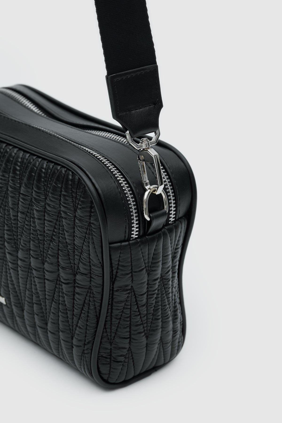 OGGO MİLARO Suni Deri Çapraz Çanta