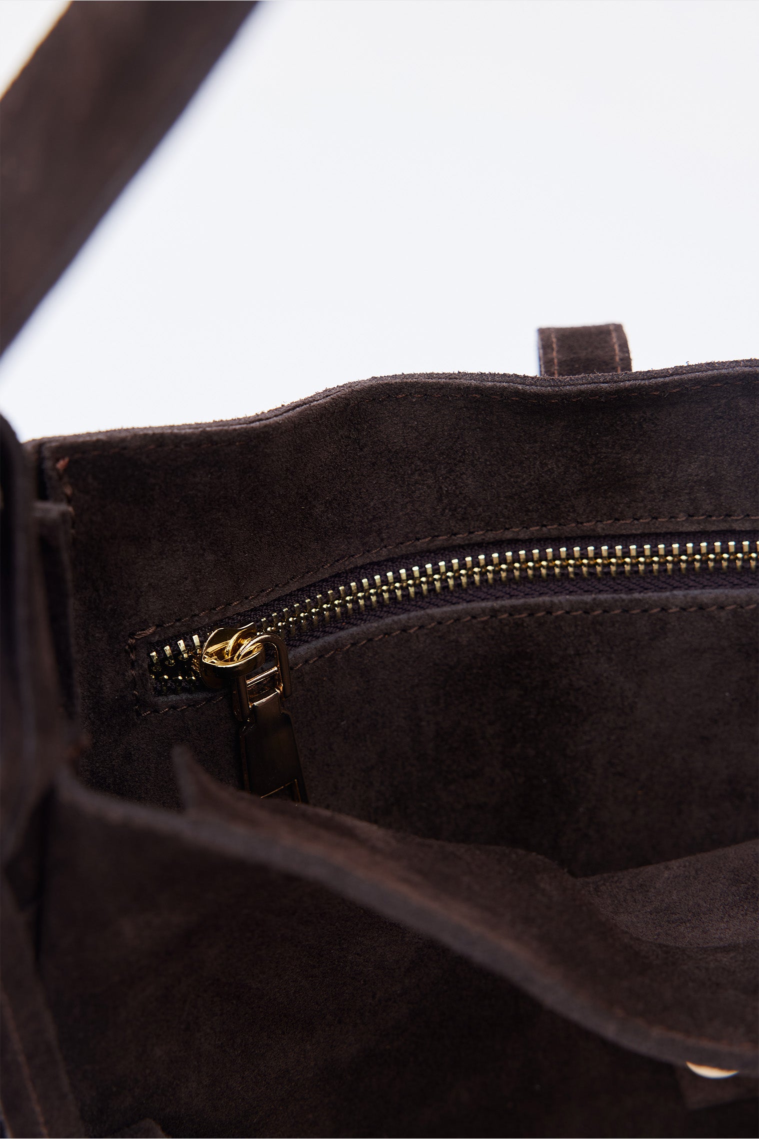 OGGO SUVEA HAKİKİ SÜET DERİ Omuz Çantası