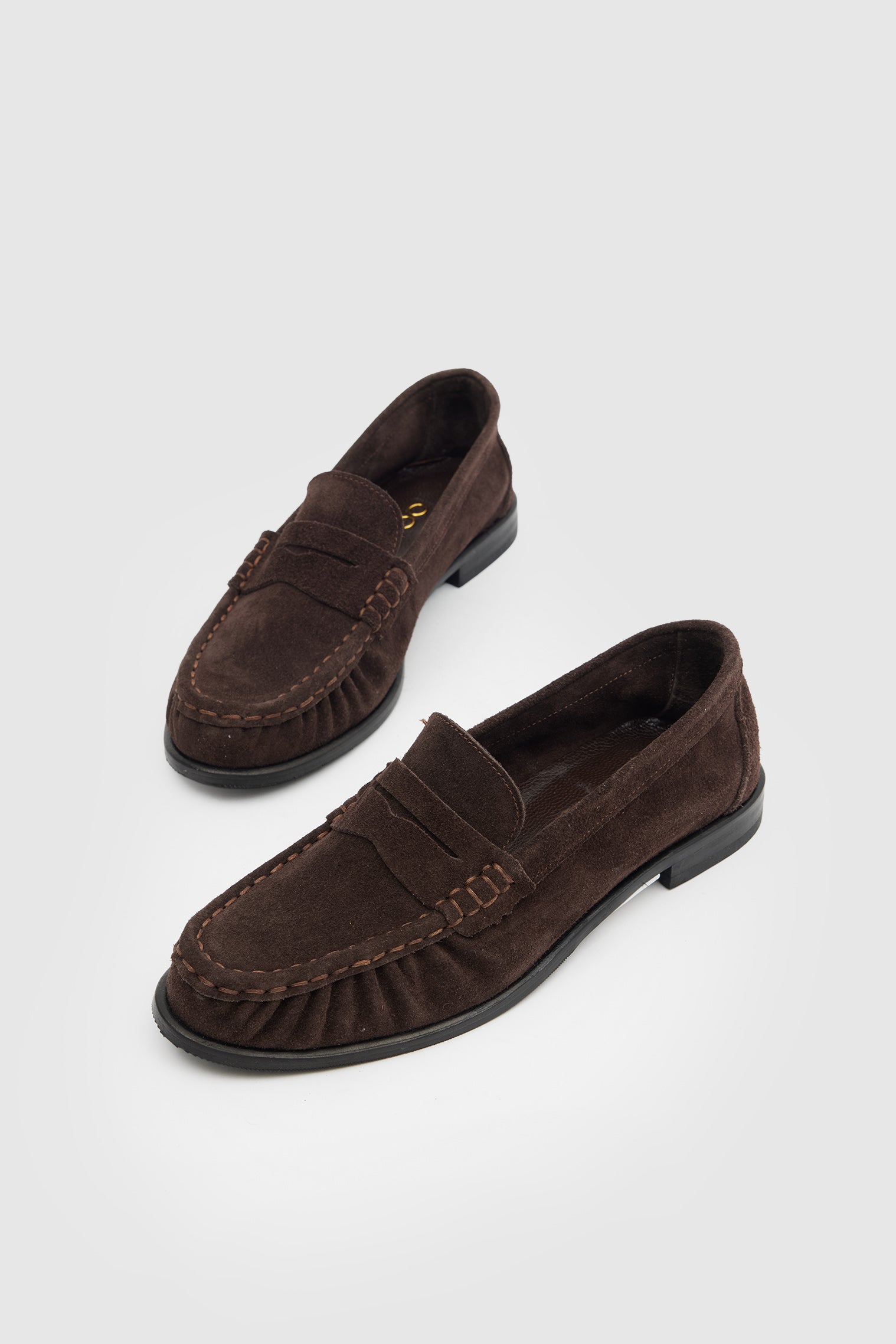 SUVEA SERON Suede Loafer