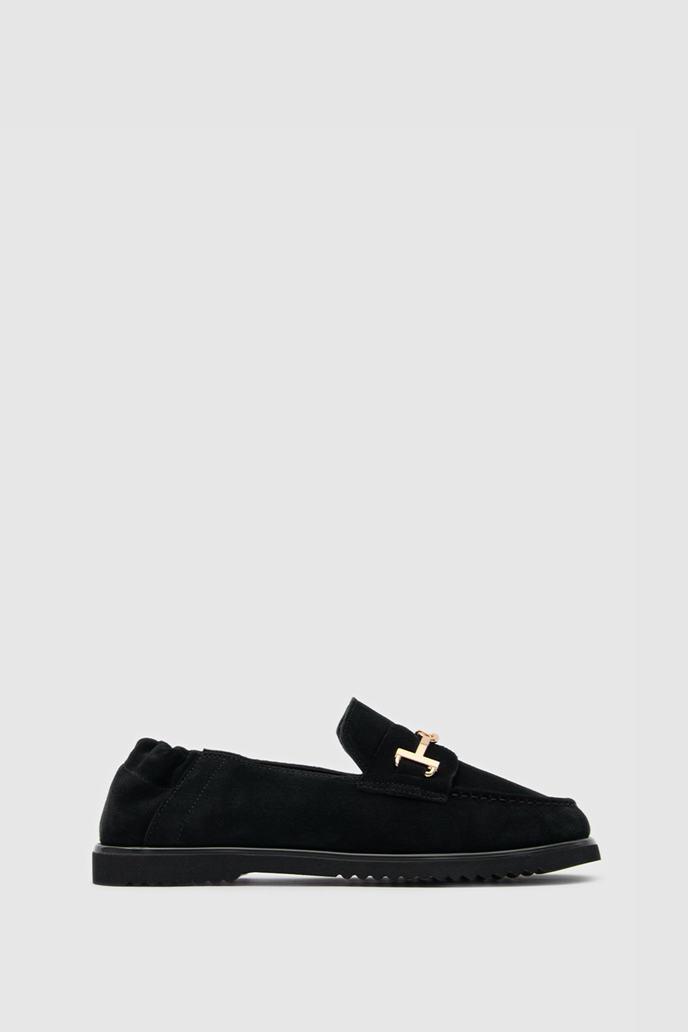 SUVEA ARIO Suede Loafer