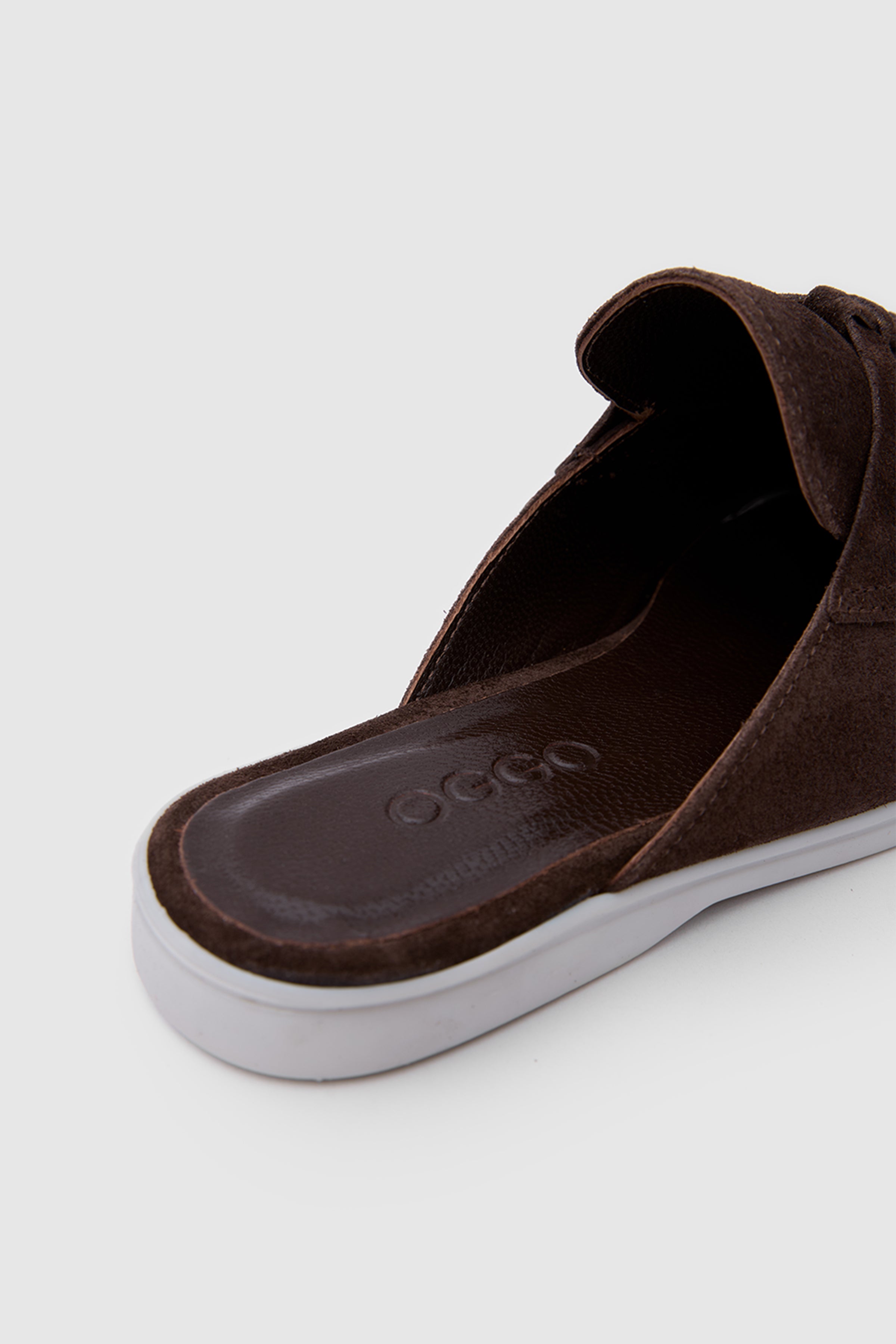 SUVEA ESSENTIAL Suede Mule