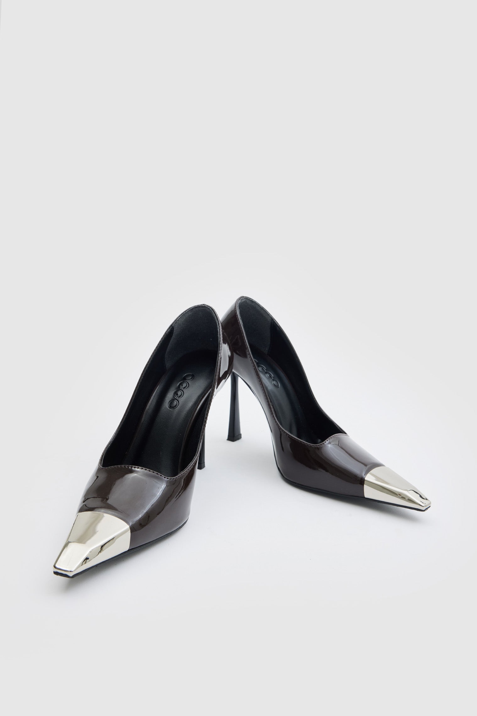 OGGO TOPUKLU RUGAN AYAKKABI - BURUN DETAYLI STİLETTO