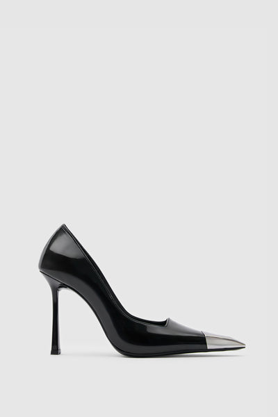 SUVEA AVEN Patent Leather Stiletto