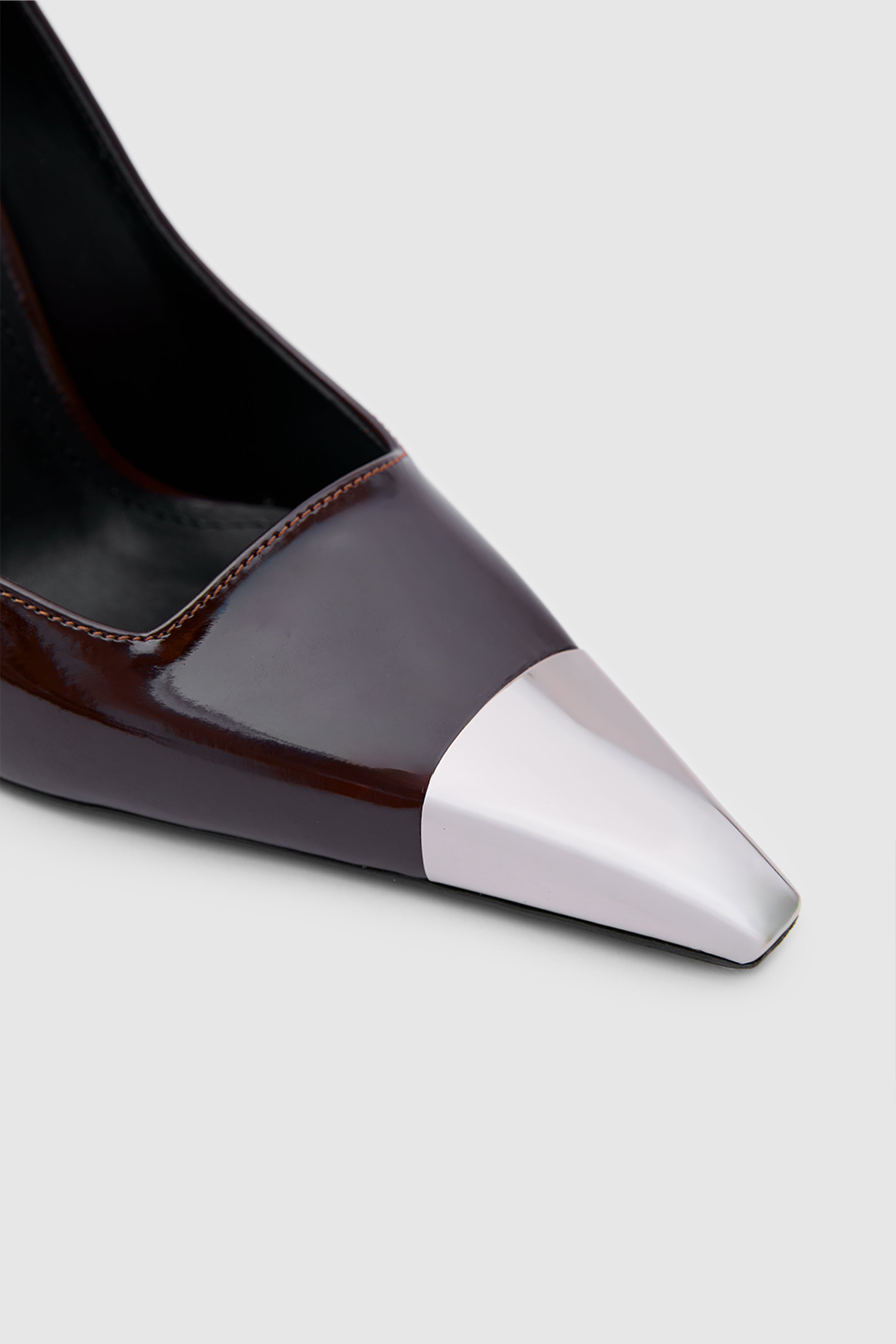 SUVEA AVEN Patent Leather Stiletto