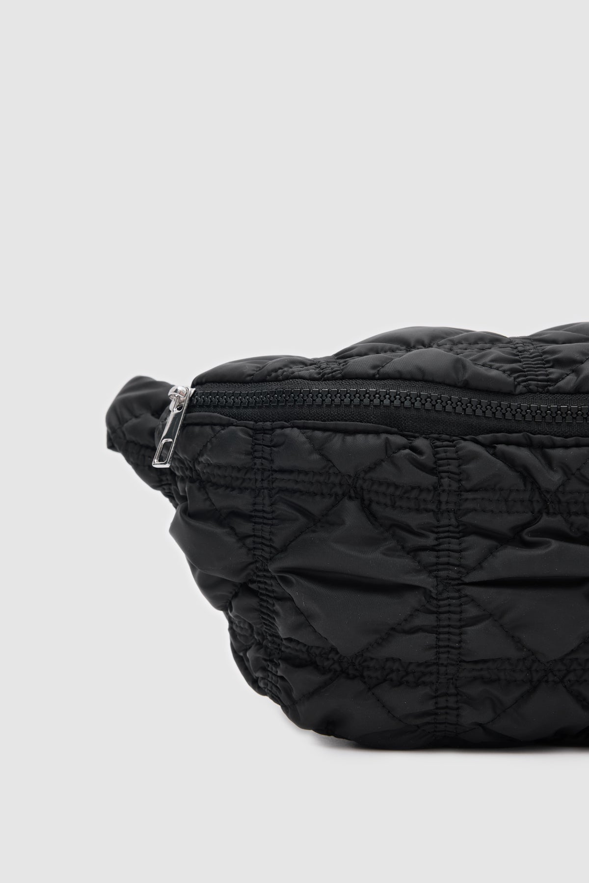 Oggo Puff&Go Loop Siyah Free Bag
