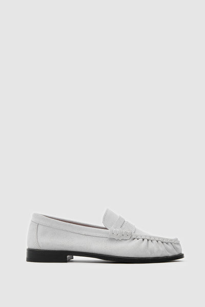 SUVEA SERON Suede Loafer