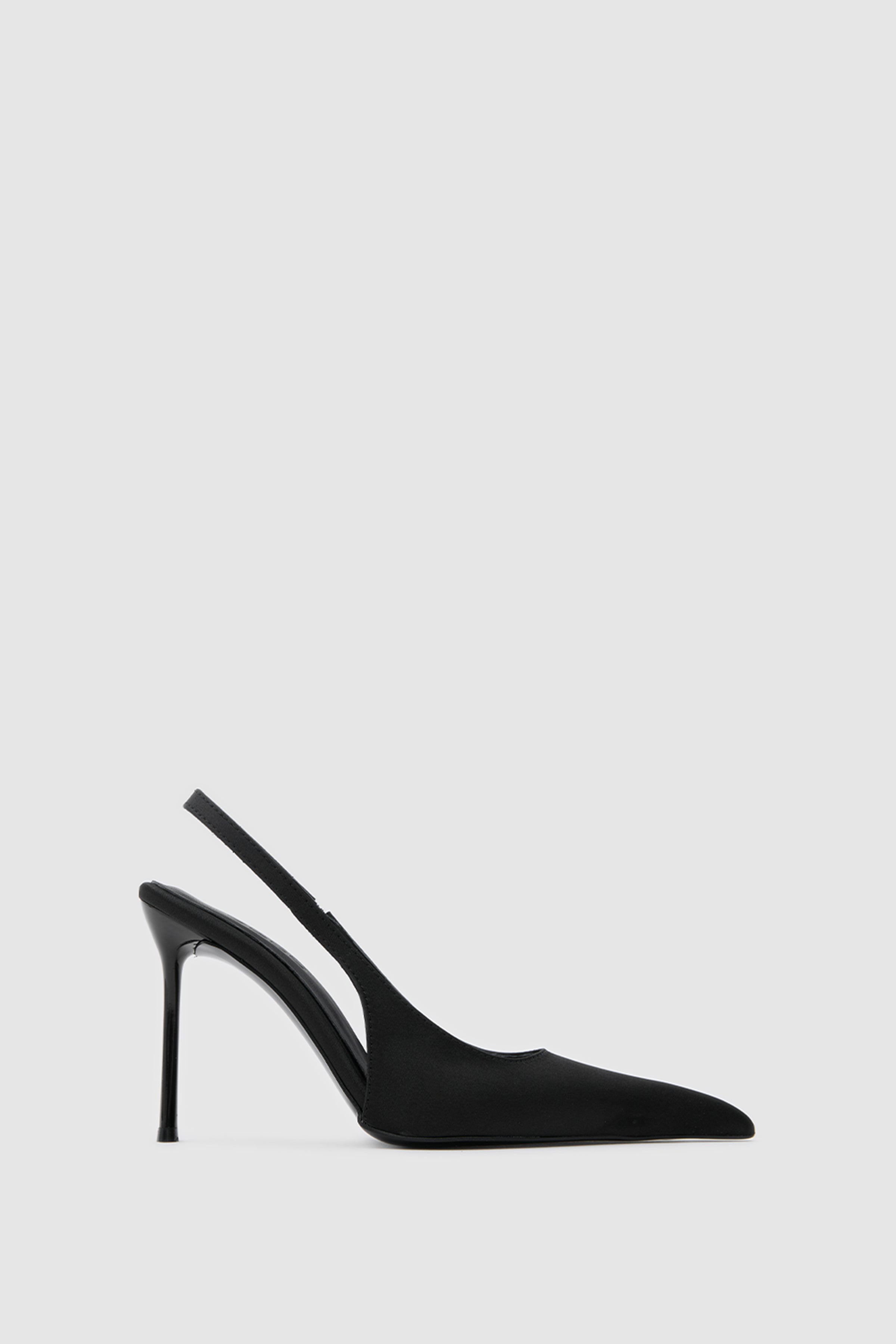 SUVEA VIREL Patent Slingback Heel